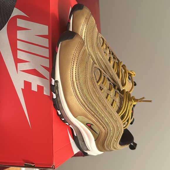 Nike Air Max 97 Quick Strike.Gold with red swoosh worn maybe 2-3 times looks new - Picture 9 of 10